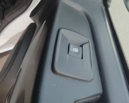 Белый Рено Трафик, объемом двигателя 1.6 л и пробегом 149 тыс. км за 14500 $, фото 13 на Automoto.ua