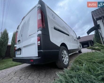 Белый Рено Трафик, объемом двигателя 1.6 л и пробегом 182 тыс. км за 13950 $, фото 10 на Automoto.ua