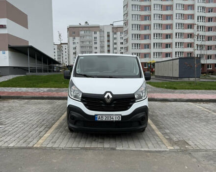 Белый Рено Трафик, объемом двигателя 1.6 л и пробегом 174 тыс. км за 15500 $, фото 1 на Automoto.ua