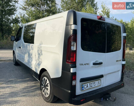 Белый Рено Трафик, объемом двигателя 1.6 л и пробегом 175 тыс. км за 14000 $, фото 5 на Automoto.ua