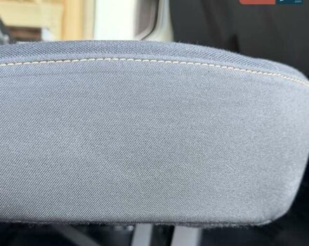 Белый Рено Трафик, объемом двигателя 1.6 л и пробегом 274 тыс. км за 18950 $, фото 138 на Automoto.ua