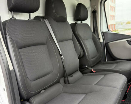 Белый Рено Трафик, объемом двигателя 1.6 л и пробегом 174 тыс. км за 14900 $, фото 23 на Automoto.ua