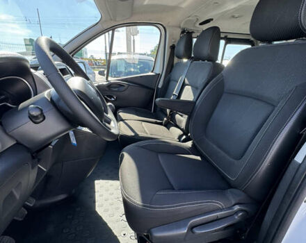 Белый Рено Трафик, объемом двигателя 1.6 л и пробегом 249 тыс. км за 19600 $, фото 10 на Automoto.ua