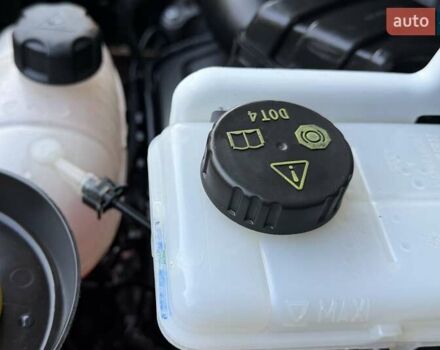 Белый Рено Трафик, объемом двигателя 1.6 л и пробегом 274 тыс. км за 18950 $, фото 59 на Automoto.ua