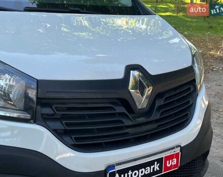 Белый Рено Трафик, объемом двигателя 1.6 л и пробегом 152 тыс. км за 15790 $, фото 4 на Automoto.ua