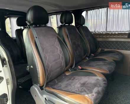 Білий Рено Трафік, об'ємом двигуна 1.6 л та пробігом 181 тис. км за 17600 $, фото 12 на Automoto.ua