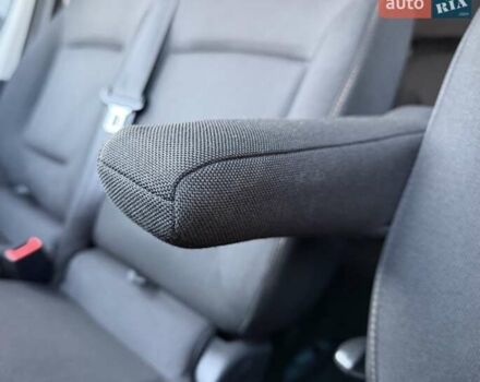 Белый Рено Трафик, объемом двигателя 1.6 л и пробегом 274 тыс. км за 18950 $, фото 104 на Automoto.ua