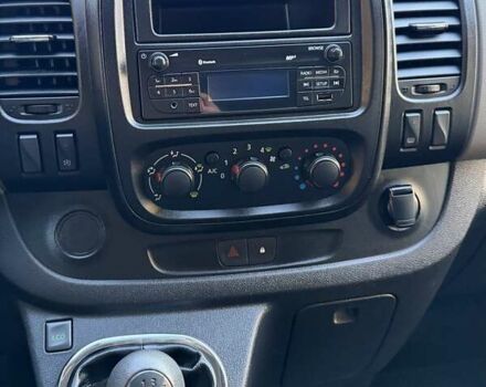 Белый Рено Трафик, объемом двигателя 1.6 л и пробегом 274 тыс. км за 18950 $, фото 112 на Automoto.ua