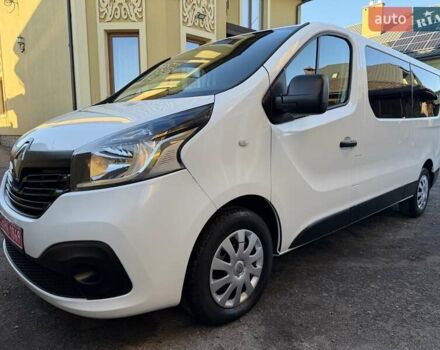 Белый Рено Трафик, объемом двигателя 1.6 л и пробегом 274 тыс. км за 18950 $, фото 1 на Automoto.ua