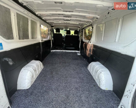 Белый Рено Трафик, объемом двигателя 1.6 л и пробегом 175 тыс. км за 14000 $, фото 25 на Automoto.ua
