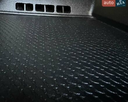 Белый Рено Трафик, объемом двигателя 1.6 л и пробегом 274 тыс. км за 18950 $, фото 141 на Automoto.ua