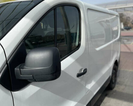 Белый Рено Трафик, объемом двигателя 1.6 л и пробегом 190 тыс. км за 14600 $, фото 2 на Automoto.ua