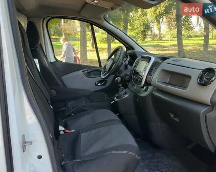 Белый Рено Трафик, объемом двигателя 1.6 л и пробегом 152 тыс. км за 15790 $, фото 19 на Automoto.ua