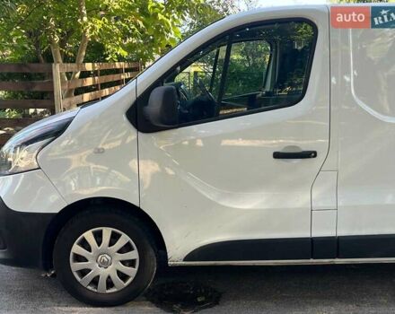 Белый Рено Трафик, объемом двигателя 1.6 л и пробегом 152 тыс. км за 15790 $, фото 6 на Automoto.ua