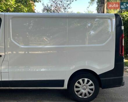 Белый Рено Трафик, объемом двигателя 1.6 л и пробегом 152 тыс. км за 15790 $, фото 7 на Automoto.ua