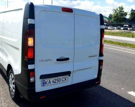 Белый Рено Трафик, объемом двигателя 1.6 л и пробегом 283 тыс. км за 13300 $, фото 2 на Automoto.ua