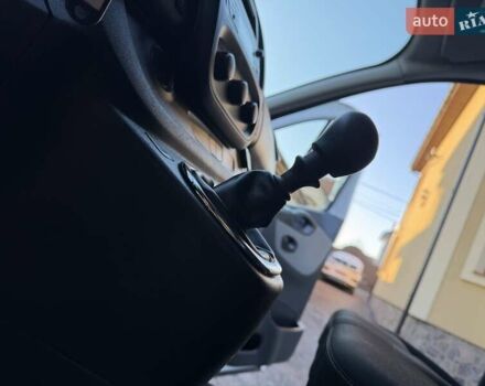 Белый Рено Трафик, объемом двигателя 1.6 л и пробегом 274 тыс. км за 18950 $, фото 71 на Automoto.ua