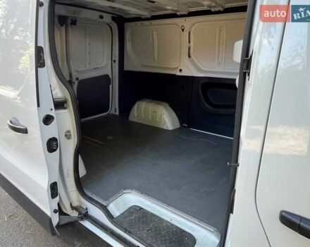 Белый Рено Трафик, объемом двигателя 1.6 л и пробегом 152 тыс. км за 15790 $, фото 17 на Automoto.ua