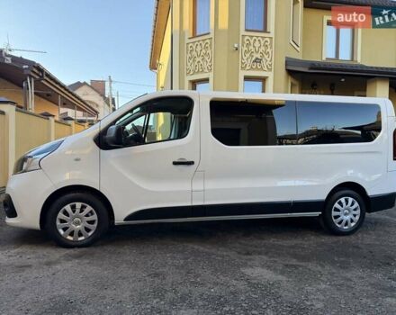 Белый Рено Трафик, объемом двигателя 1.6 л и пробегом 274 тыс. км за 18950 $, фото 3 на Automoto.ua