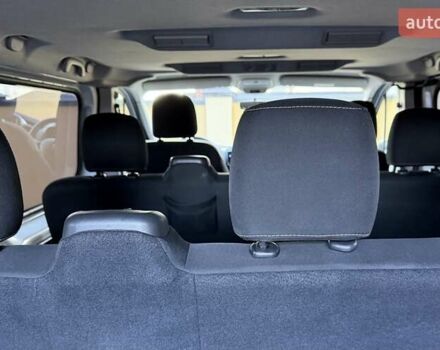 Белый Рено Трафик, объемом двигателя 1.6 л и пробегом 274 тыс. км за 18950 $, фото 135 на Automoto.ua