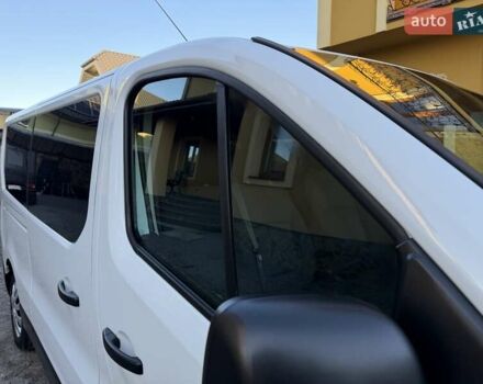 Белый Рено Трафик, объемом двигателя 1.6 л и пробегом 274 тыс. км за 18950 $, фото 28 на Automoto.ua