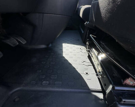 Белый Рено Трафик, объемом двигателя 1.6 л и пробегом 249 тыс. км за 19600 $, фото 17 на Automoto.ua