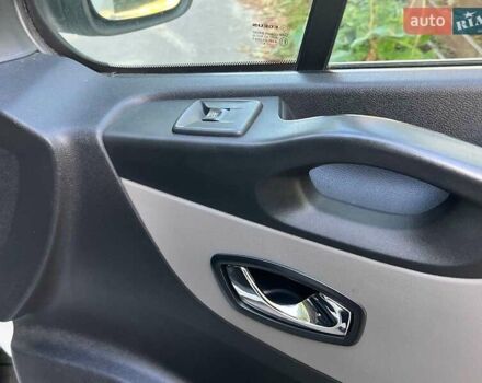 Белый Рено Трафик, объемом двигателя 1.6 л и пробегом 152 тыс. км за 15790 $, фото 20 на Automoto.ua