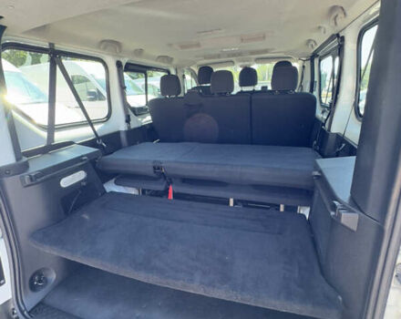 Белый Рено Трафик, объемом двигателя 1.6 л и пробегом 203 тыс. км за 21700 $, фото 38 на Automoto.ua