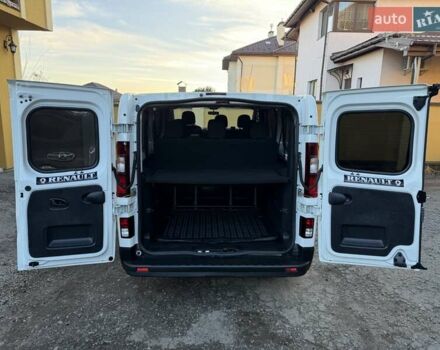 Белый Рено Трафик, объемом двигателя 1.6 л и пробегом 274 тыс. км за 18950 $, фото 124 на Automoto.ua