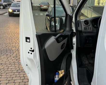 Білий Рено Трафік, об'ємом двигуна 1.6 л та пробігом 148 тис. км за 13000 $, фото 18 на Automoto.ua