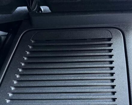 Белый Рено Трафик, объемом двигателя 1.6 л и пробегом 274 тыс. км за 18950 $, фото 132 на Automoto.ua