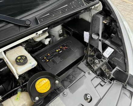 Белый Рено Трафик, объемом двигателя 1.6 л и пробегом 174 тыс. км за 14900 $, фото 34 на Automoto.ua