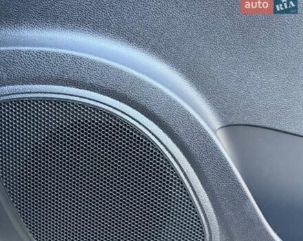 Белый Рено Трафик, объемом двигателя 1.6 л и пробегом 274 тыс. км за 18950 $, фото 152 на Automoto.ua