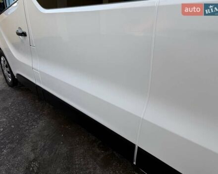 Белый Рено Трафик, объемом двигателя 1.6 л и пробегом 274 тыс. км за 18950 $, фото 49 на Automoto.ua