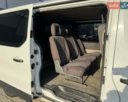Белый Рено Трафик, объемом двигателя 1.6 л и пробегом 320 тыс. км за 12700 $, фото 46 на Automoto.ua
