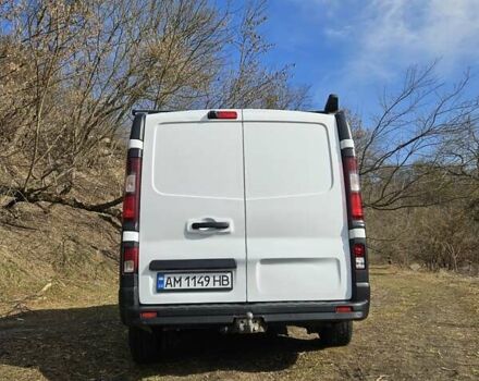 Белый Рено Трафик, объемом двигателя 1.6 л и пробегом 187 тыс. км за 13700 $, фото 3 на Automoto.ua