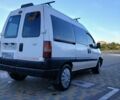 Білий Рено Трафік, об'ємом двигуна 1.6 л та пробігом 260 тис. км за 19800 $, фото 5 на Automoto.ua