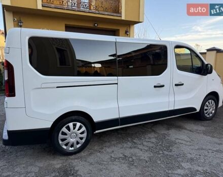 Белый Рено Трафик, объемом двигателя 1.6 л и пробегом 274 тыс. км за 18950 $, фото 11 на Automoto.ua