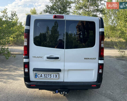 Белый Рено Трафик, объемом двигателя 1.6 л и пробегом 175 тыс. км за 14000 $, фото 6 на Automoto.ua