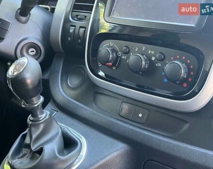 Белый Рено Трафик, объемом двигателя 1.6 л и пробегом 152 тыс. км за 15790 $, фото 23 на Automoto.ua