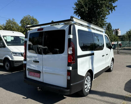 Белый Рено Трафик, объемом двигателя 1.6 л и пробегом 249 тыс. км за 19600 $, фото 8 на Automoto.ua