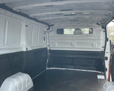 Белый Рено Трафик, объемом двигателя 1.6 л и пробегом 190 тыс. км за 14600 $, фото 3 на Automoto.ua