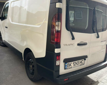 Белый Рено Трафик, объемом двигателя 1.6 л и пробегом 190 тыс. км за 14600 $, фото 17 на Automoto.ua