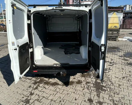 Білий Рено Трафік, об'ємом двигуна 1.6 л та пробігом 250 тис. км за 16700 $, фото 9 на Automoto.ua