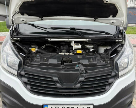 Белый Рено Трафик, объемом двигателя 1.6 л и пробегом 174 тыс. км за 14900 $, фото 36 на Automoto.ua