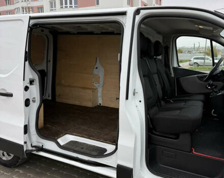 Белый Рено Трафик, объемом двигателя 1.6 л и пробегом 174 тыс. км за 14900 $, фото 46 на Automoto.ua