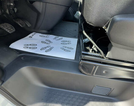 Белый Рено Трафик, объемом двигателя 1.6 л и пробегом 203 тыс. км за 21700 $, фото 13 на Automoto.ua