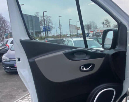 Белый Рено Трафик, объемом двигателя 1.6 л и пробегом 251 тыс. км за 15900 $, фото 22 на Automoto.ua