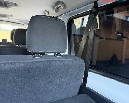 Белый Рено Трафик, объемом двигателя 1.6 л и пробегом 274 тыс. км за 18950 $, фото 75 на Automoto.ua