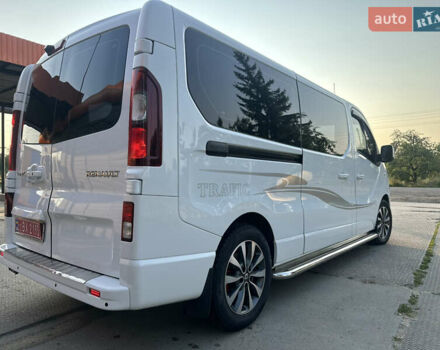 Белый Рено Трафик, объемом двигателя 2 л и пробегом 230 тыс. км за 25400 $, фото 18 на Automoto.ua